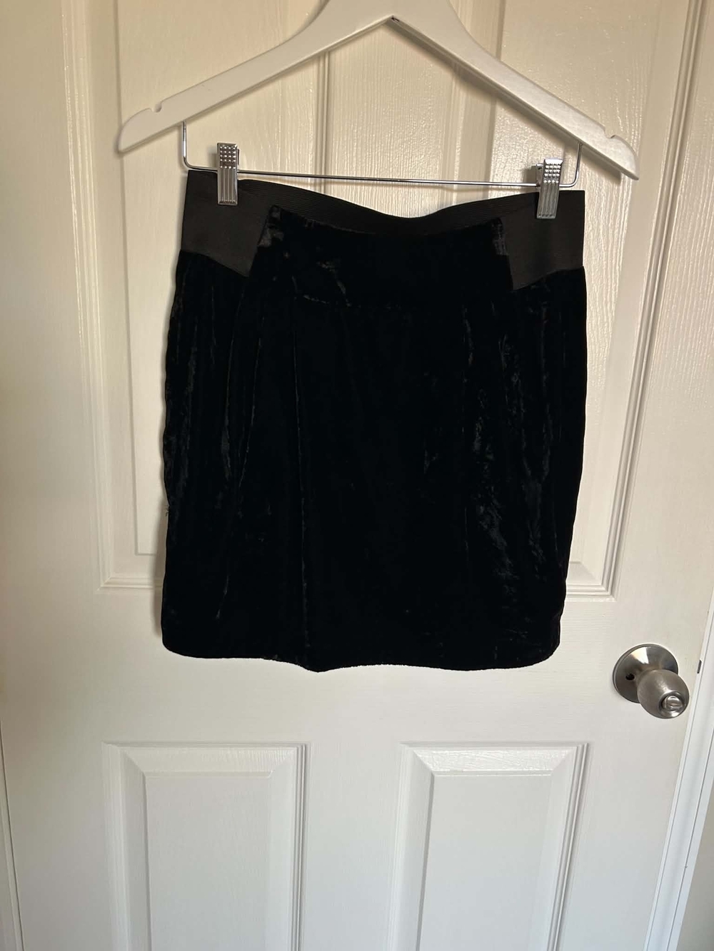 Charlotte Russe Black Velvet Mini Skirt Size Small